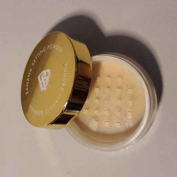 Setting powder and pigment palette - Picture 4 of 4